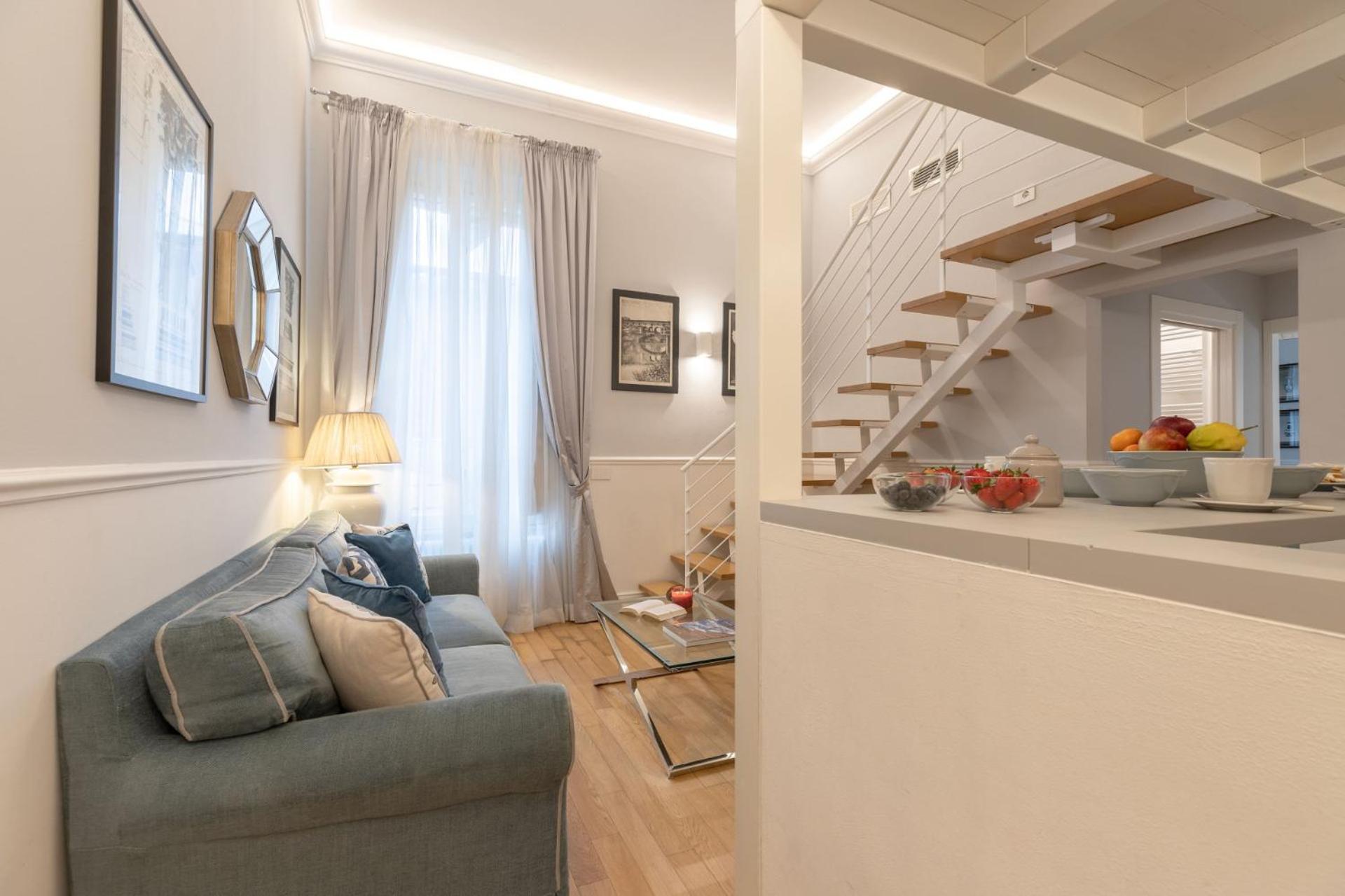 Apartment Design With Large Terrace Florence