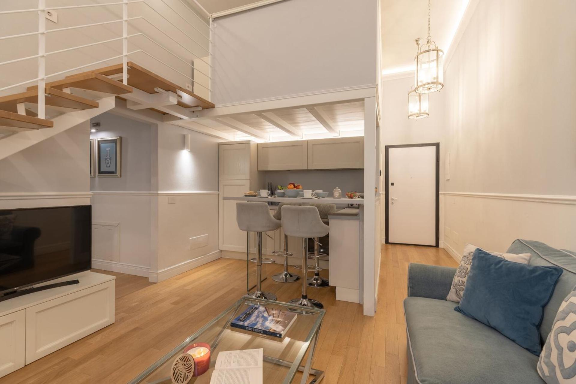 Design With Large Terrace * Florence